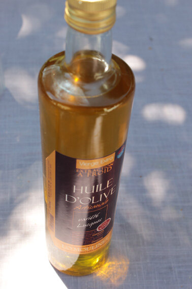 Quelques gouttes d'huile d'olive suffisent à ensoleiller et