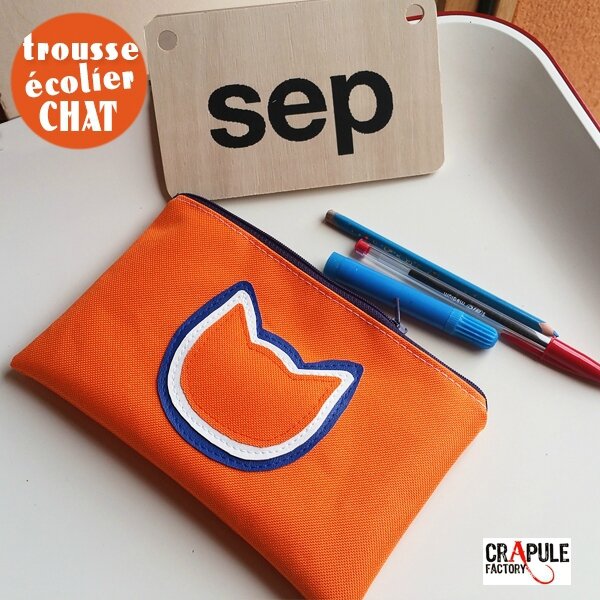 grosse-trousse-ecolier-chat-originale-pop-orange-applique-3-chats-superposes-bleu-blanc-orange-zip (2)