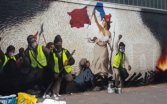 Delacroix-GiletsJaunes-streetArt-Paris