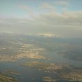 Dans le vol du retour, vue de Bergen et de ses nombreux fjords