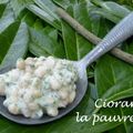 Salade de haricots blancs marinés au yaourt