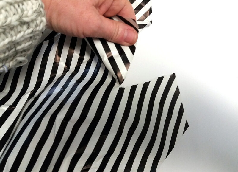 346-Compositions abstraites-Recyclage papiers cadeaux (34)