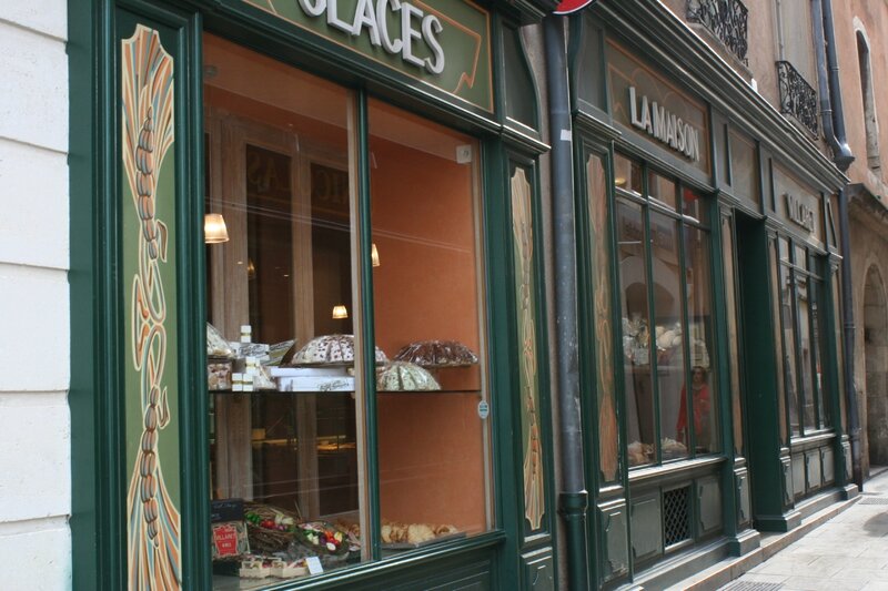 Nîmes 171