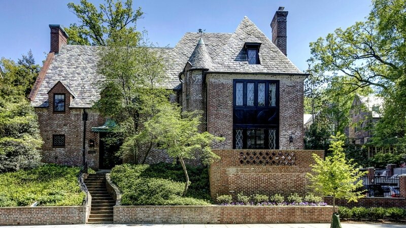 Obamas-New-Home-2446-Belmont-Road-NW-1200x675