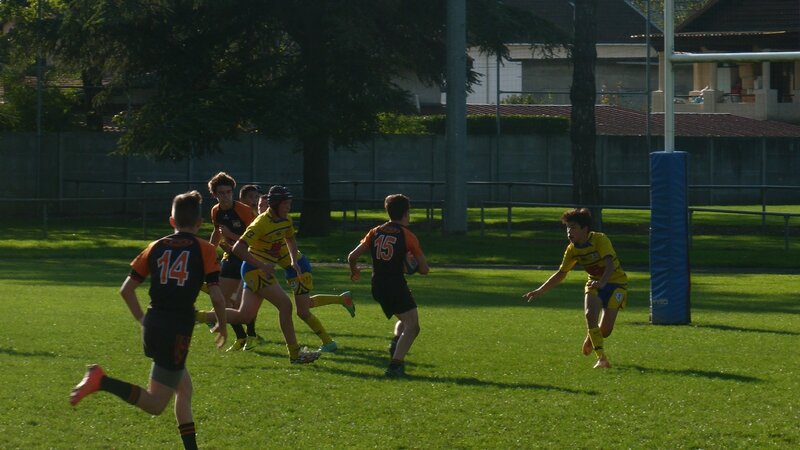 mêlée au rugby en 4 lettres