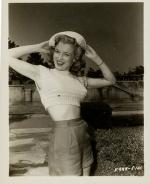 1947-07s-Fox_publicity-sitting_marine-013-1