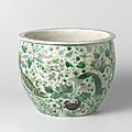 Jardinière decorated with fish and plants, Ming-early Qing dynasty, 1600-1699