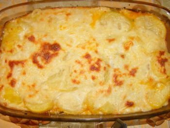 Gratin De Pommes De Terre Et Courgette à Lail Rose