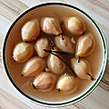 Poires pochées à la vanille
