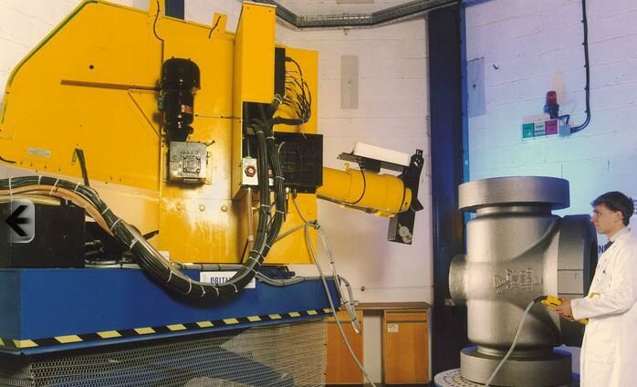 LINAC controle corps de vanne 7000 kg par radiographie