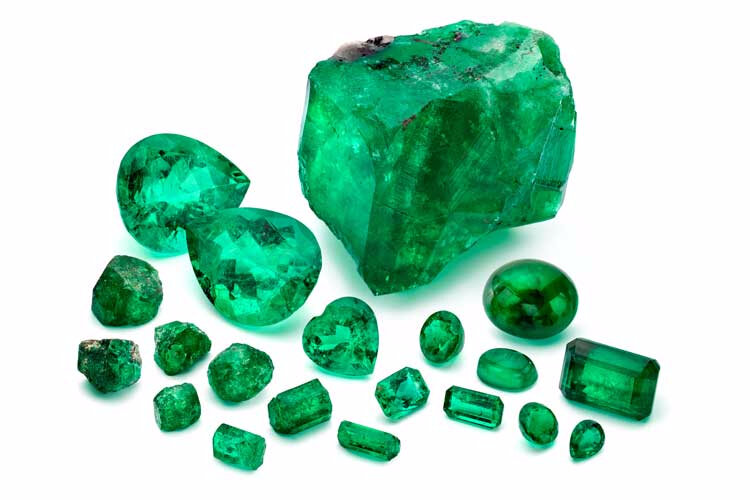 Natural 127 Carats Colombian Green Emerald Rough Uncut Fabulous Gemstone 