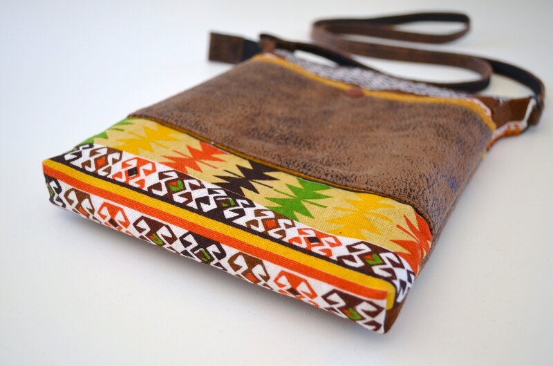 sacoche__pochette_sac_bandouli_re_couture_La_chouette_bricole__12_