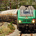 BB 75460 Fret, train de citernes à Cenon