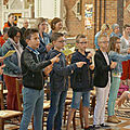2018-06-10-remise des évangiles-LE DOULIEU (36)