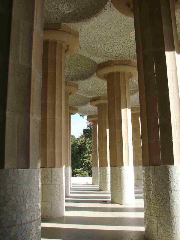 Parc Guell Columnas doricas