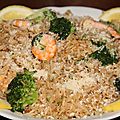 Riz saute aux crevettes et brocolis