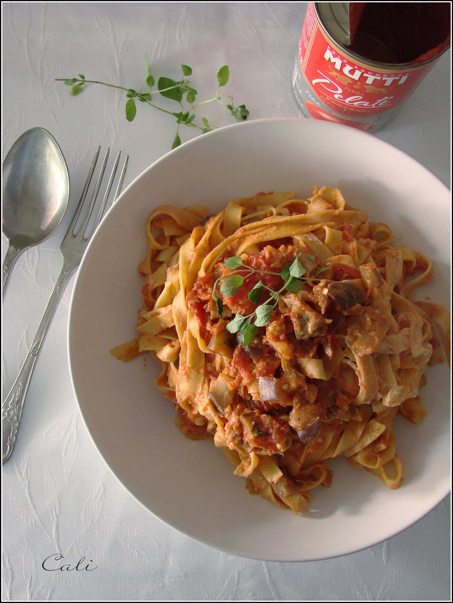 TAGLIATELLE ALLA NORMA Vanille & Poivre Rose