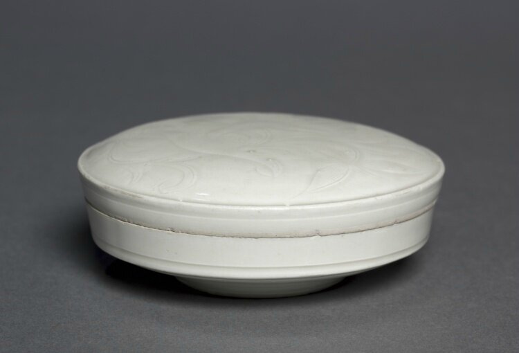 Covered Box (lid), 1100s, China, Hebei province, Quyang, Northern Song dynasty to Jin dynasty