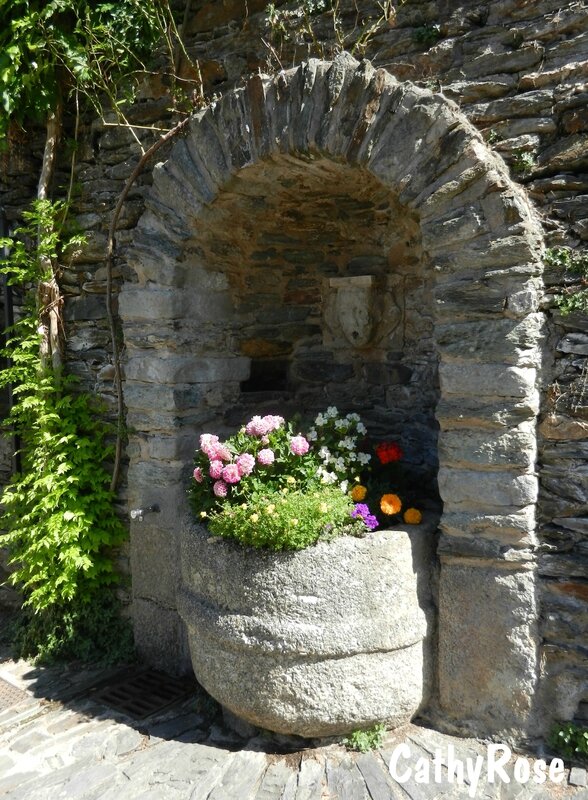 && Conques (51)