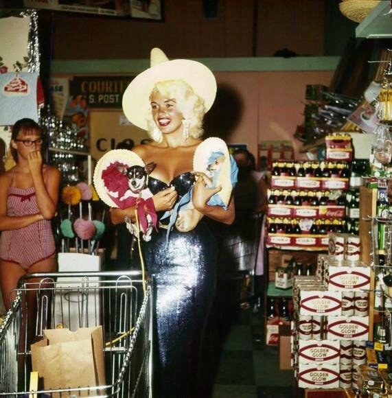 jayne-1959-las_vegas-supermarket-2