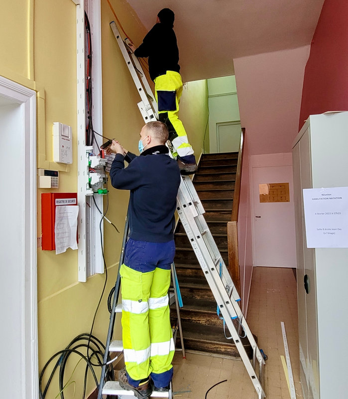 TRAVAUX ÉCOLES 2022 JEAN ZAY électricité