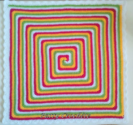 Couverture BB Giant Granny spirale berlingot