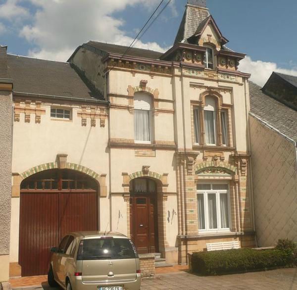 CHEZ LILI