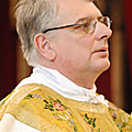 Vidéo- le rôle du pape dans l'eglise - abbé d. puga - (vivement recommandée)