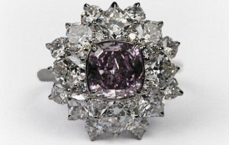 30+ CARAT “JULIET PINK” AND RARE “ARGYLE VIOLET” DIAMONDS MAKE