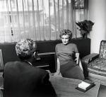 1952-01-Beverly_Carlton_hotel-day2-sitting04-interview-030-1-by_halsman-1a