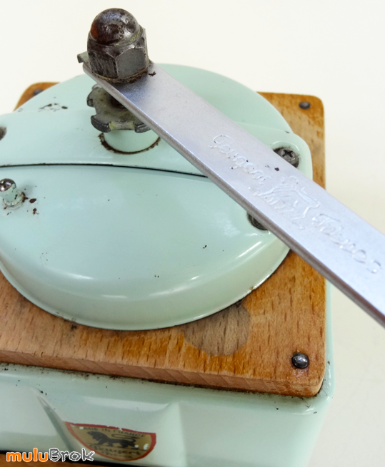 Moulin-café-PEUGEOT-Mint-010-muluBrok