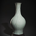 A fine ge-style glazed porcelain vase, yongzheng-qianlong period (1723-1796)