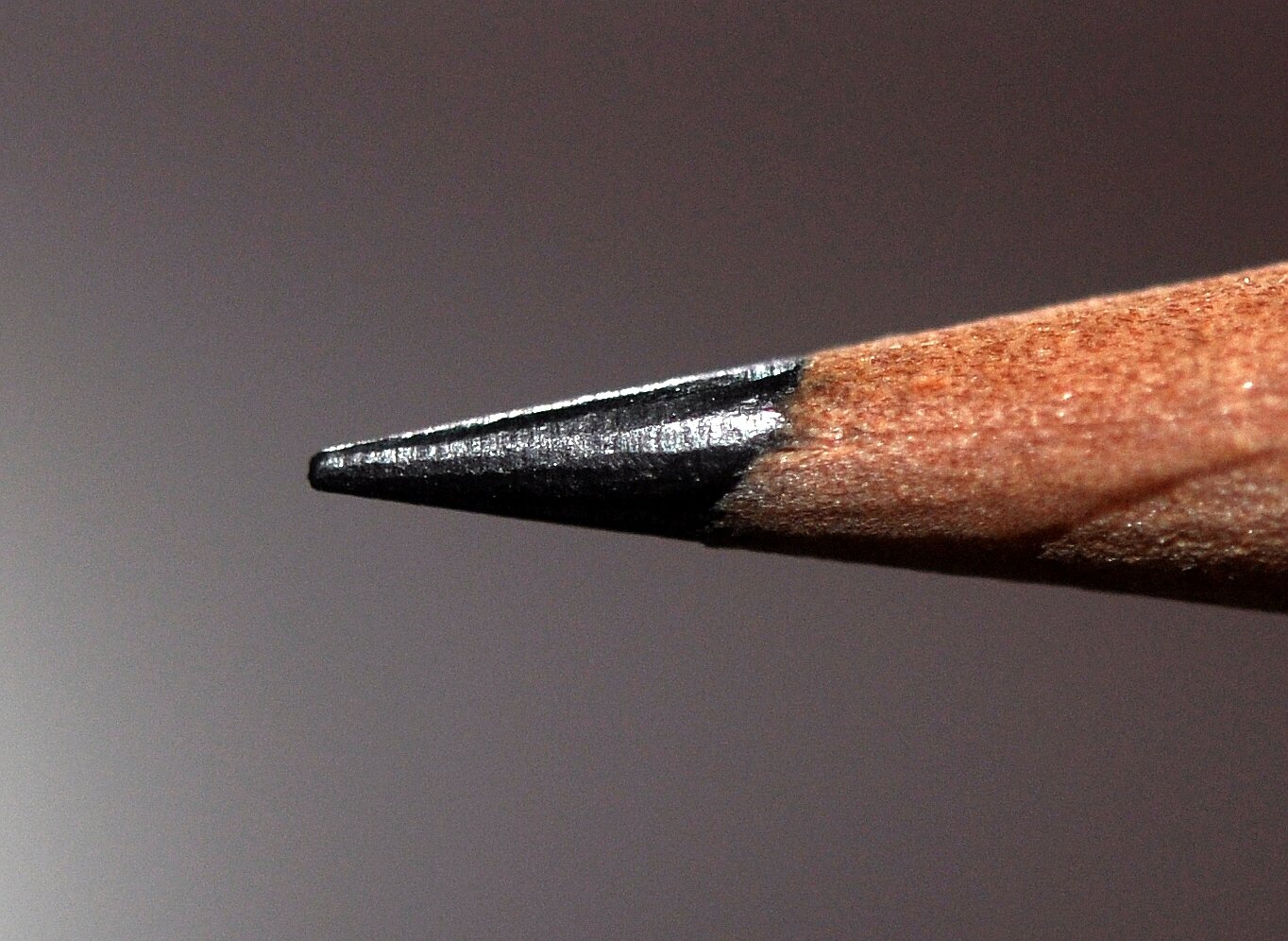 De quoi sont vraiment faites les mines de crayon ?