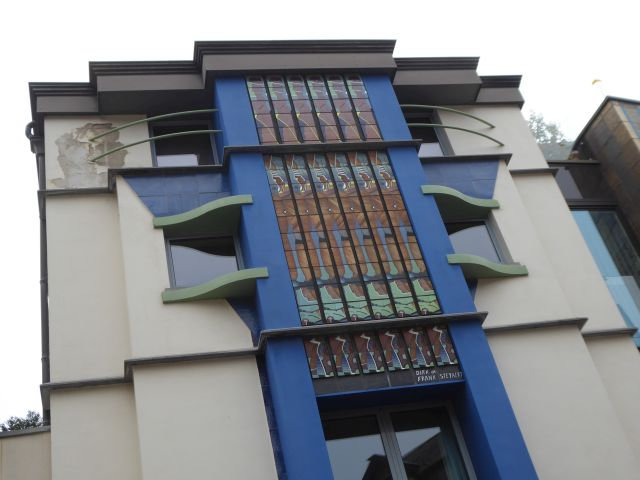 0 3