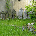cimetière ancien à Saint-Etienne-sur-Usson