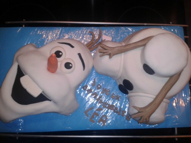 Olaf En Gateau Pour Lea La Manie Des Gateaux Olaf En Gateau Pour Lea La Manie Des Gateaux
