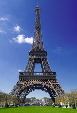 Tour_Eiffel___Paris_1