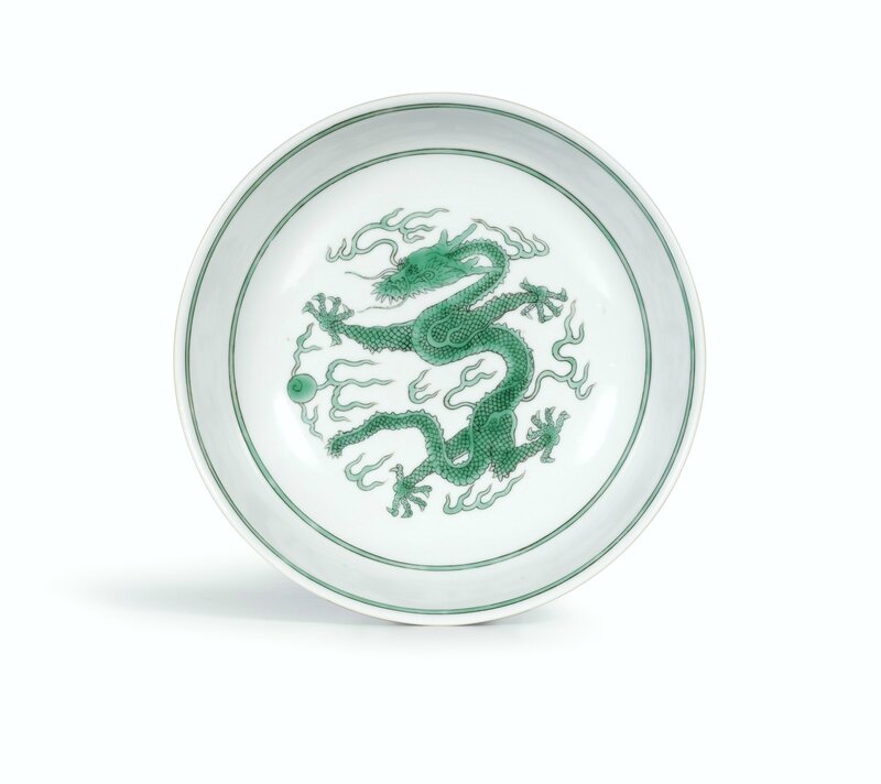 A fine green-enamel 'Dragon' dish, Seal mark and period of Daoguang