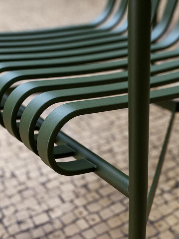 hay-palissade-lounge-chair-detail-01_zoom