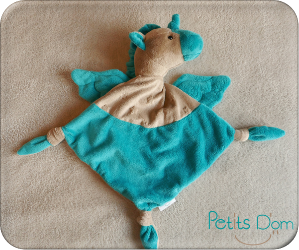 doudou licorne bleu