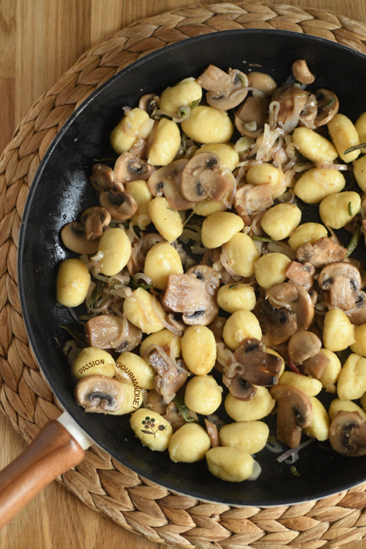 One skillet gnocchis, champignons, épinards, Ricotta, sauge_1