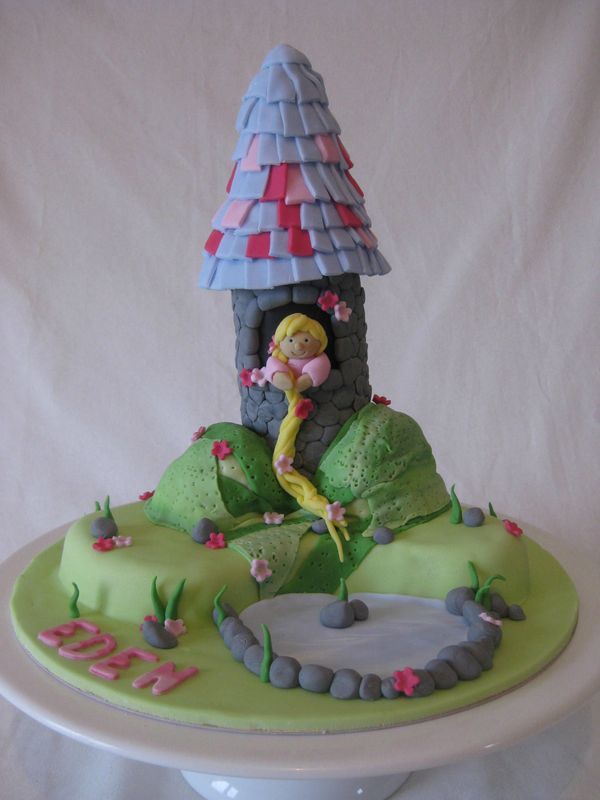 Gateau Tour De Raiponce Rapunzel Tower Cake Les Hobbies D Aurelie