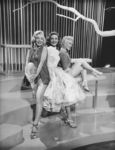 sc06_htm_film_set_publicity_02_1_by_jean_howard_1