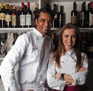 La Cuisine Toquee Des Pouilles A Paris Avec Les Chefs Antonella Ricci Et Vinod Sookar Du Bruit Cote Cuisine