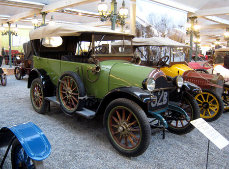 Fiat_type_52B_torpedo_de_1918__Cit__de_l_Automobile_Collection_Schlumpf___Mulhouse__01