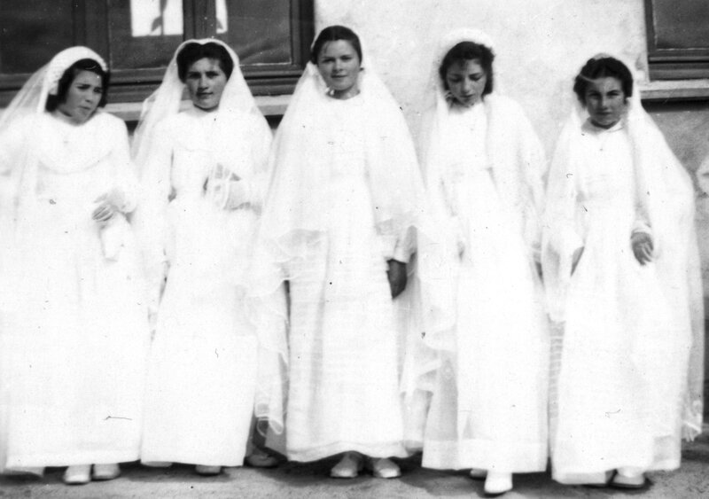 Ch41 - 1956-04-25 - Communion solennelle et confirmation 2 - (École du Christ Roi)