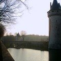 Château de Sully sur Loire au petit matin