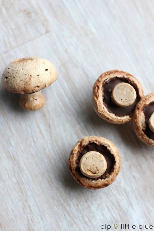 recipe_meringue_mushrooms