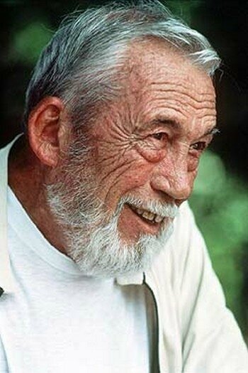 Next photo of John Huston