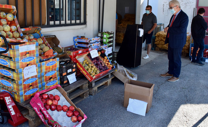 COMMERCE AU BON MARCHÉ OUVERTURE 2021 fruits JJT